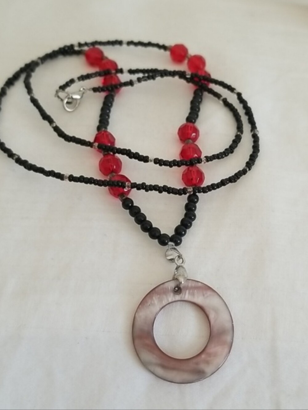 Eyeglass Holder Necklace Circular Shell Pendant Glass Beads